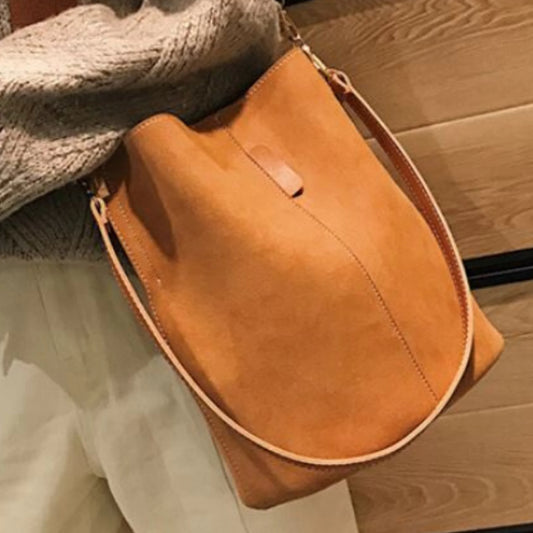 Blake Shoulder Bag -Brown