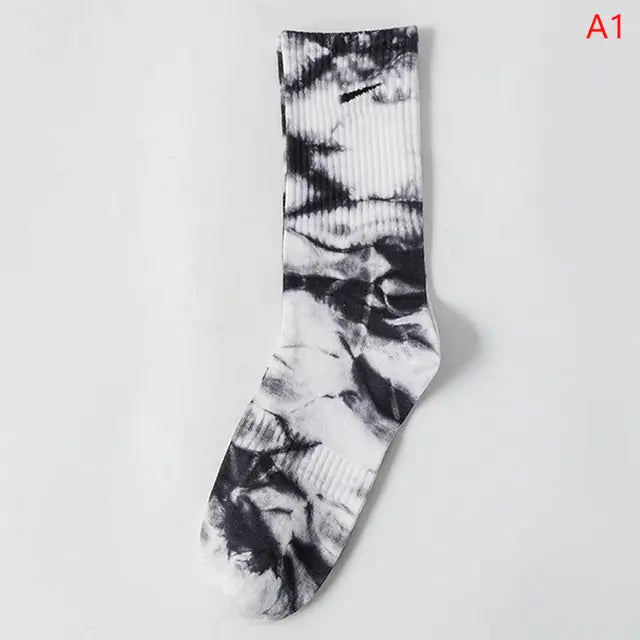 Tie-Dye Middle Tube Socks