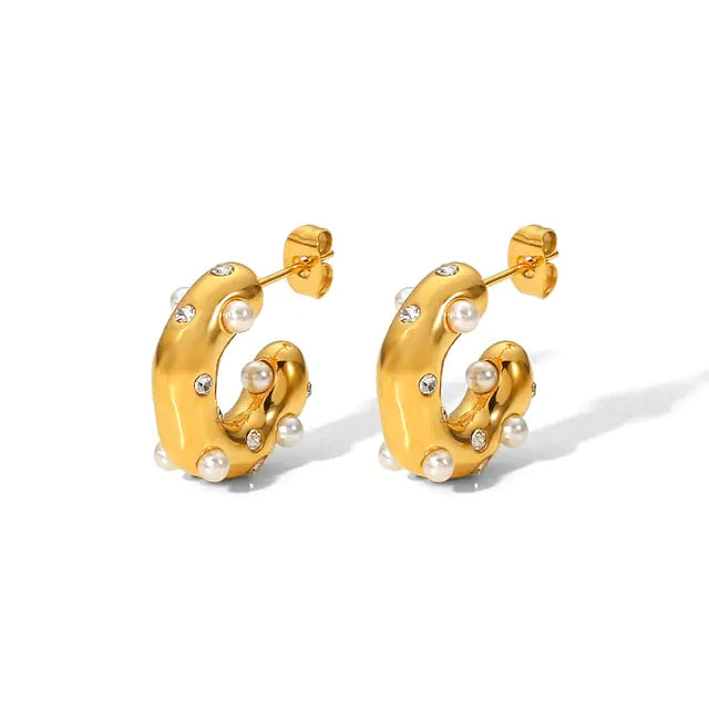 Uworld Shaped Hammer Zircon CC Shape Hoop Earrings