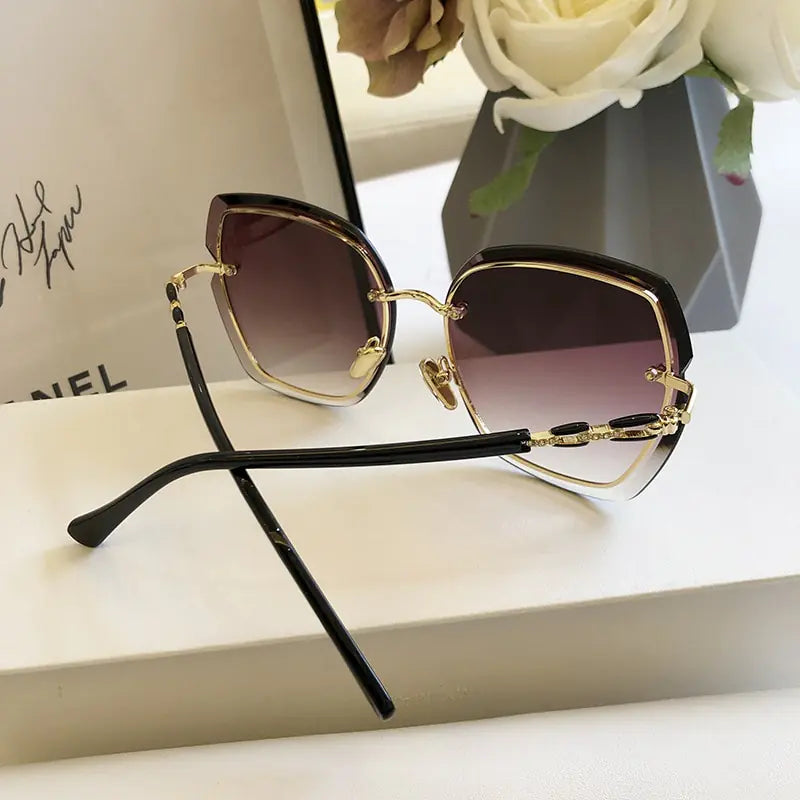 Fashion Rimless Square Women's Sunglasses